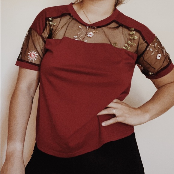 SHEIN T Shirt - Picture 1 of 5